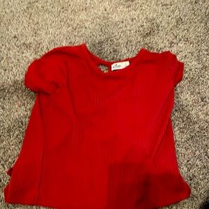 Hollister dark red shirt  any questions comment I can go for any offers